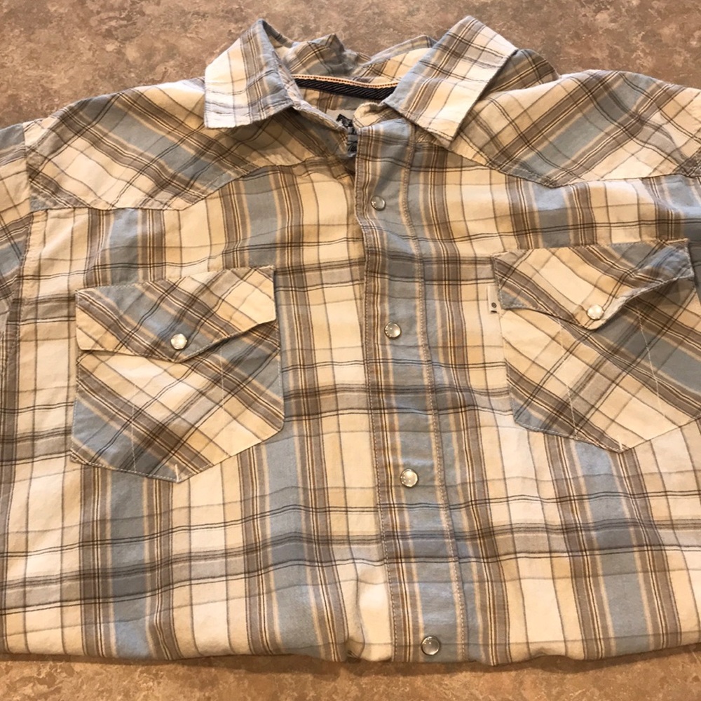 Levi’s Men’s button up short sleeve shirt